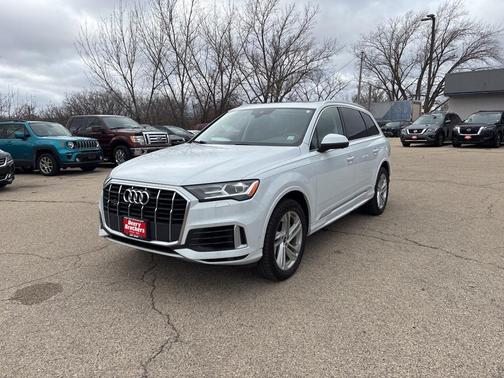 2021 Audi Q7 55 Premium Plus