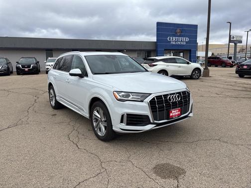 2021 Audi Q7 55 Premium Plus