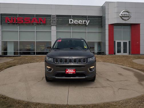 Granite Crystal Metallic Clearcoat 2018 Jeep Compass Limited