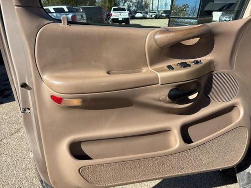 1998 Ford F-150 XLT