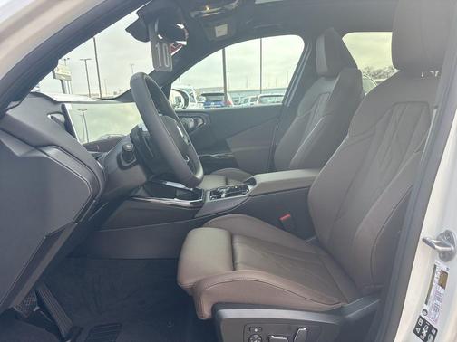 Mineral White Metallic 2026 BMW X3 30 xDrive