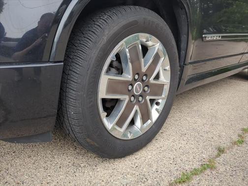 2011 GMC Acadia Denali