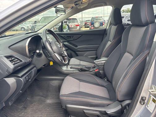 Ice Silver Metallic 2021 Subaru Crosstrek Premium