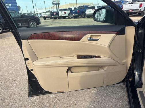 Black 2011 Toyota Avalon Base