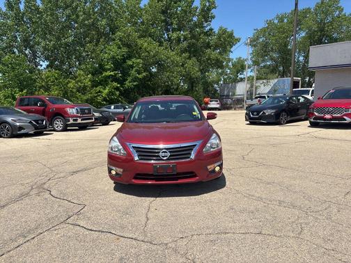Cayenne Red Metallic 2013 Nissan Altima 2.5 SL