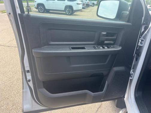 2015 RAM 1500 Tradesman/Express