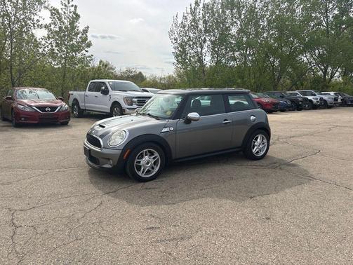 Dark Silver Metallic 2009 MINI Cooper S Base