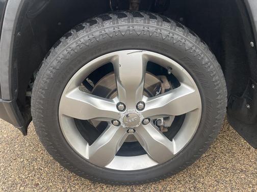 2011 Jeep Grand Cherokee Overland