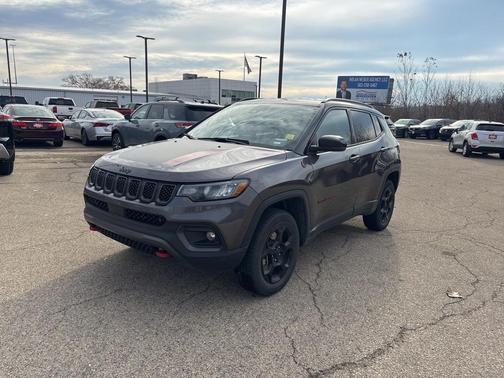 2024 Jeep Compass Trailhawk