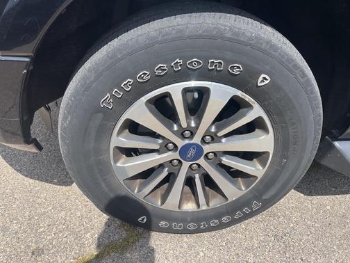 2017 Ford Expedition EL XLT
