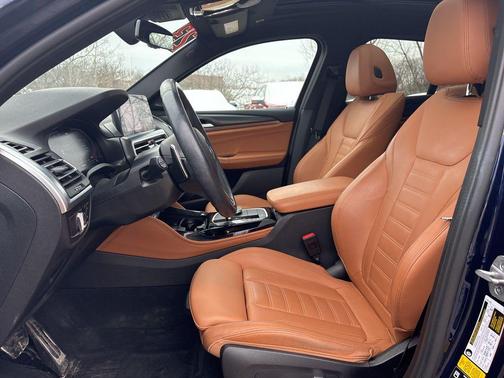 2023 BMW X4 xDrive30i