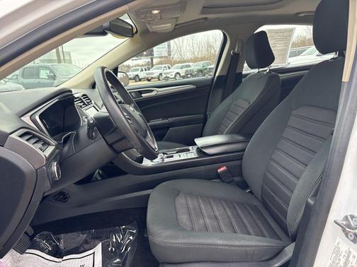 2020 Ford Fusion Hybrid SE