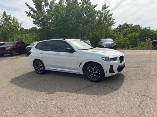 Alpine White 2023 BMW X3 M40i