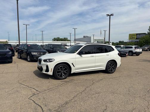 Alpine White 2023 BMW X3 M40i