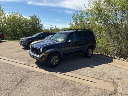 Midnight Blue Pearlcoat 2007 Jeep Liberty Sport