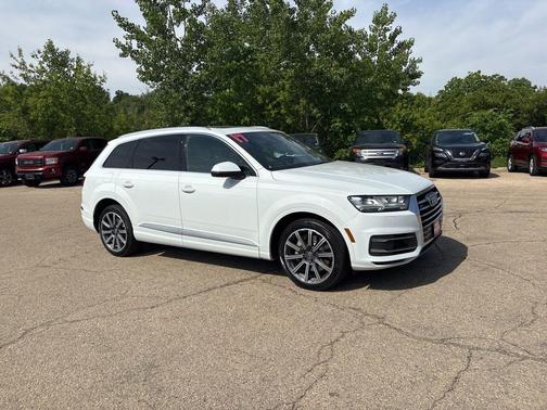 Glacier White Metallic 2017 Audi Q7 3.0T Prestige