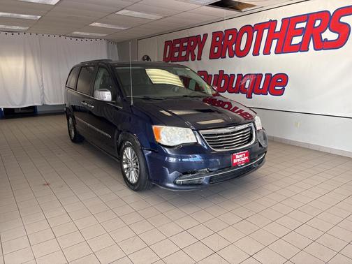 2013 Chrysler Town & Country Touring-L