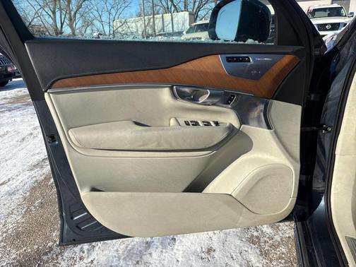 2020 Volvo XC90 Hybrid T8 Inscription