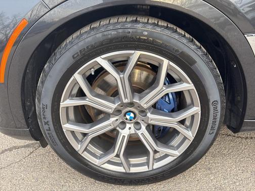 2021 BMW X7 xDrive40i