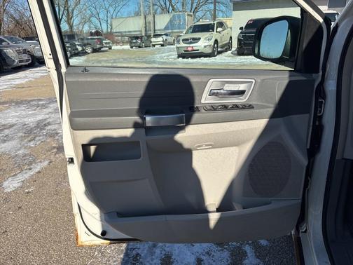 2008 Chrysler Town & Country Touring