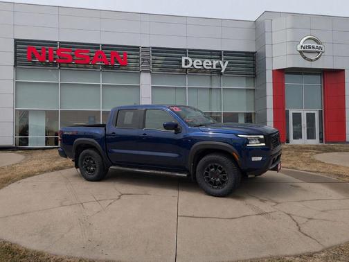 Deep Blue Pearl 2022 Nissan Frontier PRO-4X
