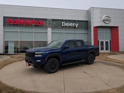 Deep Blue Pearl 2022 Nissan Frontier PRO-4X
