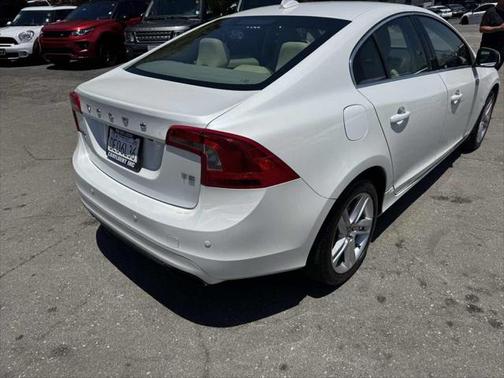 2015 Volvo S60 T5 Premier