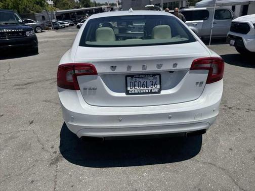 2015 Volvo S60 T5 Premier