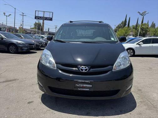 2009 Toyota Sienna XLE
