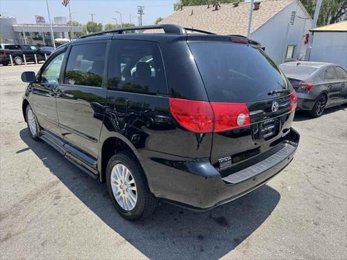 2009 Toyota Sienna XLE