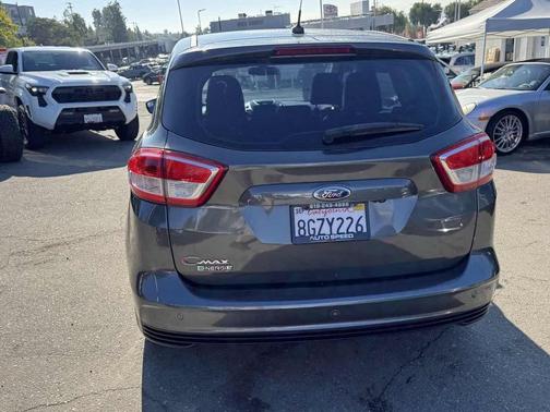 2017 Ford C-Max Energi Titanium