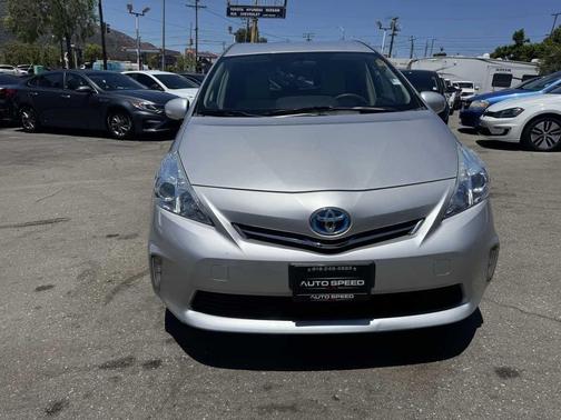 2012 Toyota Prius v Two