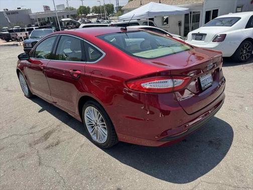 2014 Ford Fusion Hybrid SE