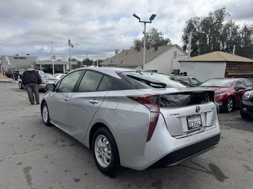 2018 Toyota Prius Two Eco