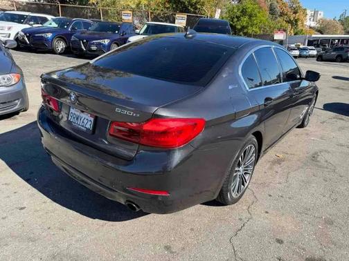 Dark Graphite Metallic 2019 BMW 530e iPerformance