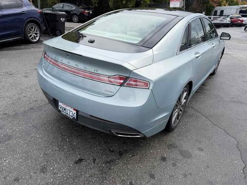 2013 Lincoln MKZ Hybrid Base