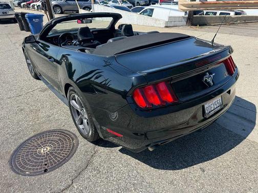 2015 Ford Mustang V6