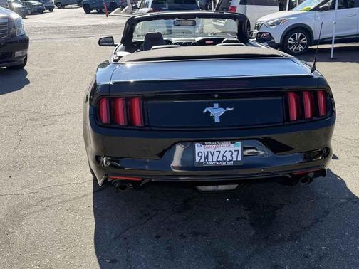 2015 Ford Mustang V6