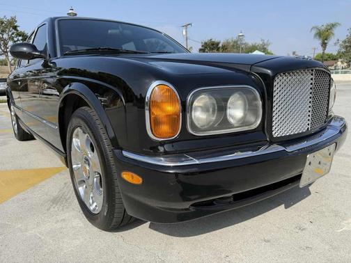 Black 1999 Bentley Arnage
