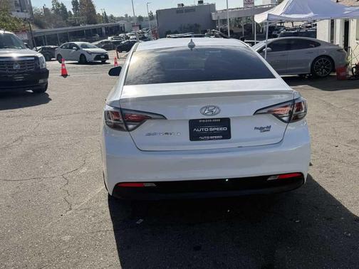 Diamond White Pearl 2016 Hyundai SONATA Hybrid Limited
