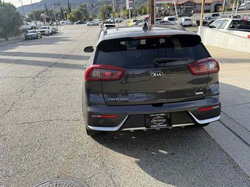 2019 Kia Niro s Touring
