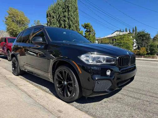 Black 2018 BMW X5 sDrive35i