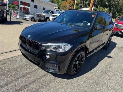 Black 2018 BMW X5 sDrive35i