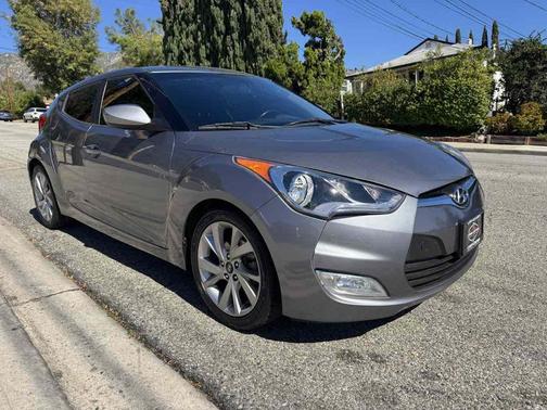 2017 Hyundai Veloster Base