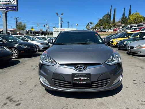 2017 Hyundai Veloster Base