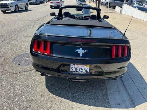 2015 Ford Mustang V6