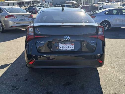 2021 Toyota Prius L