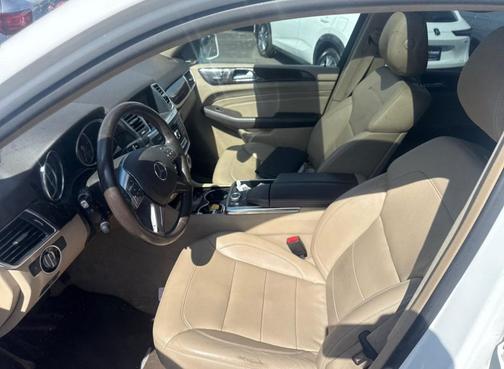 2015 Mercedes-Benz M-Class 4MATIC