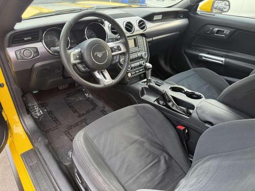 2015 Ford Mustang EcoBoost Premium