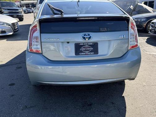 2012 Toyota Prius Two